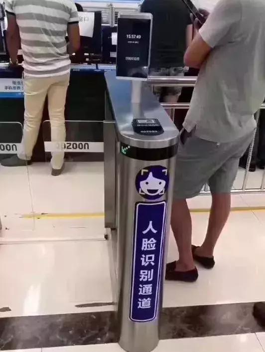 被判刑13年又罚6个亿,被判刑六年罚款14万