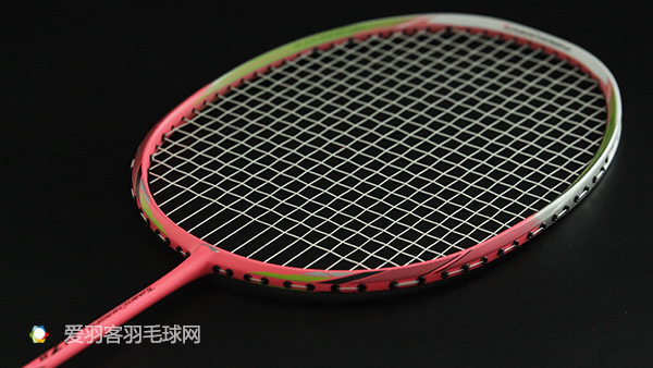 用这5款球拍的人，一般都是有超高颜值的女神