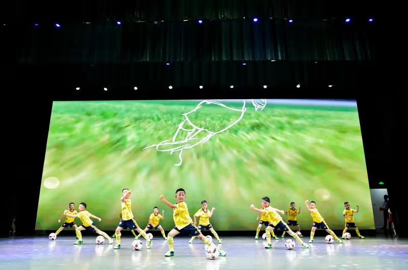 与国同行七十载，广植桃李育栋梁，五角场小学70周年校庆隆重举行