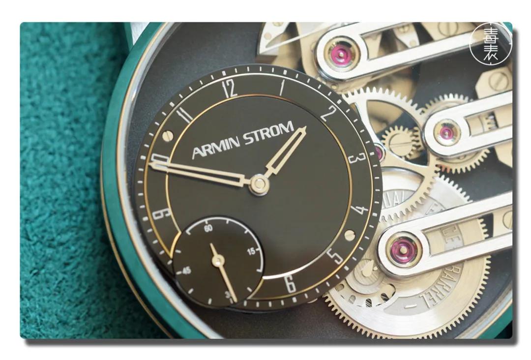 表那么多，为什么要你我一样？