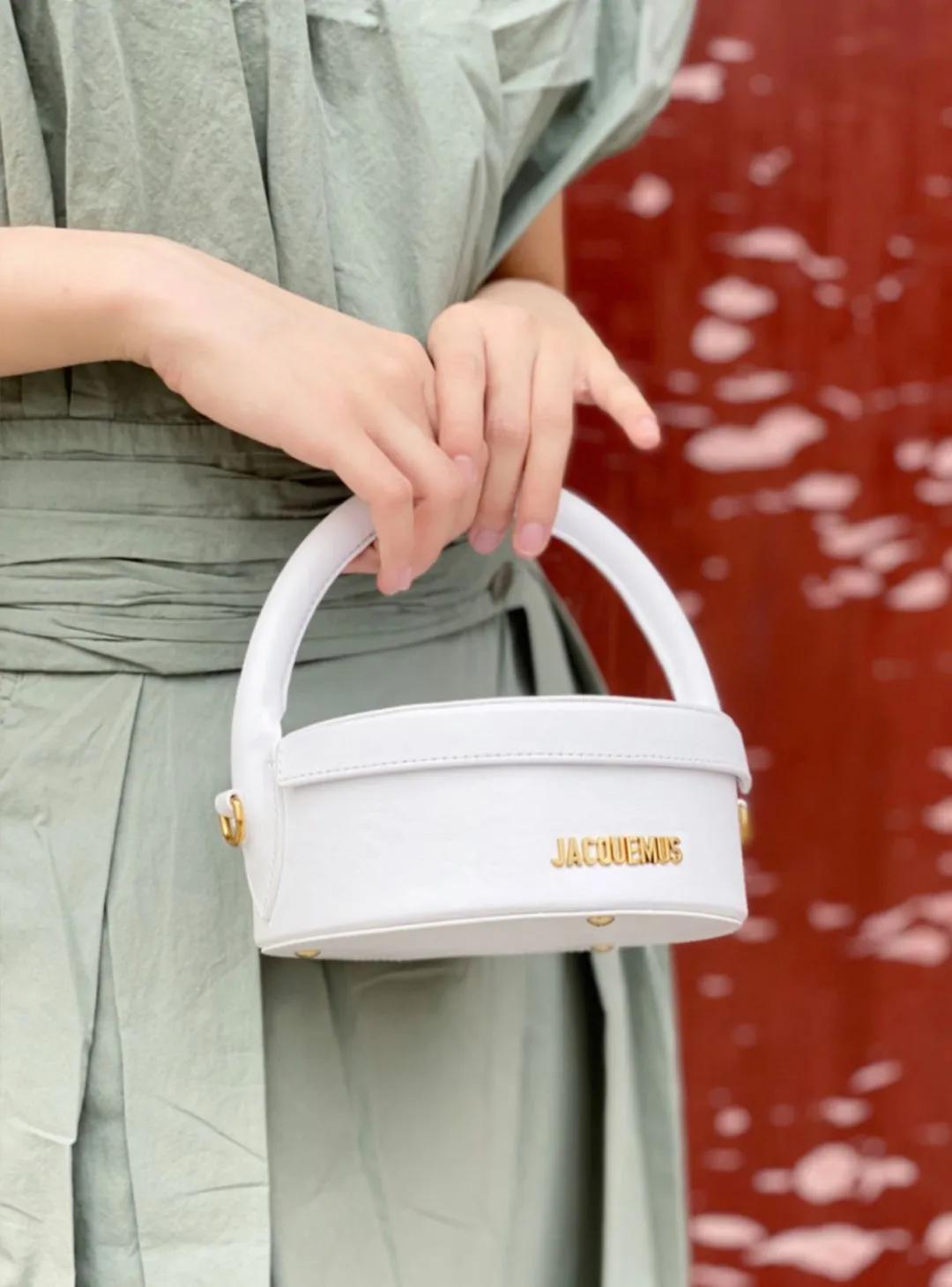 瀹嬪闇忓瓱缇庡矏鍚岀┛绱壊瑗胯,瀹嬪闇忓瓱缇庡矏绌挎惌