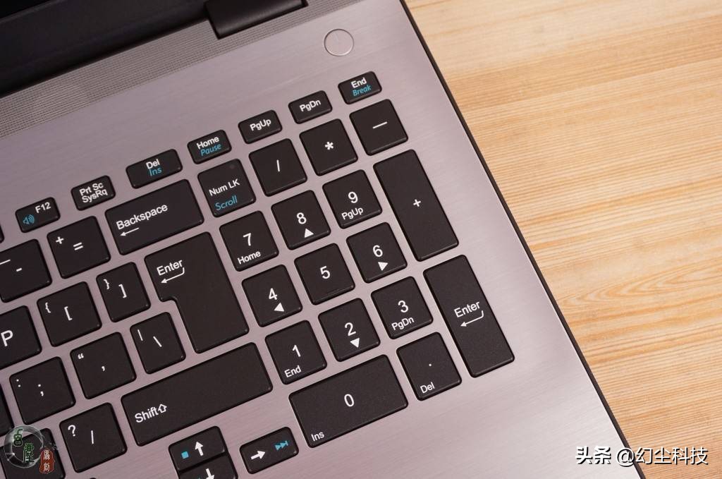 第二件半价电脑,麦本本小麦5s深度评测