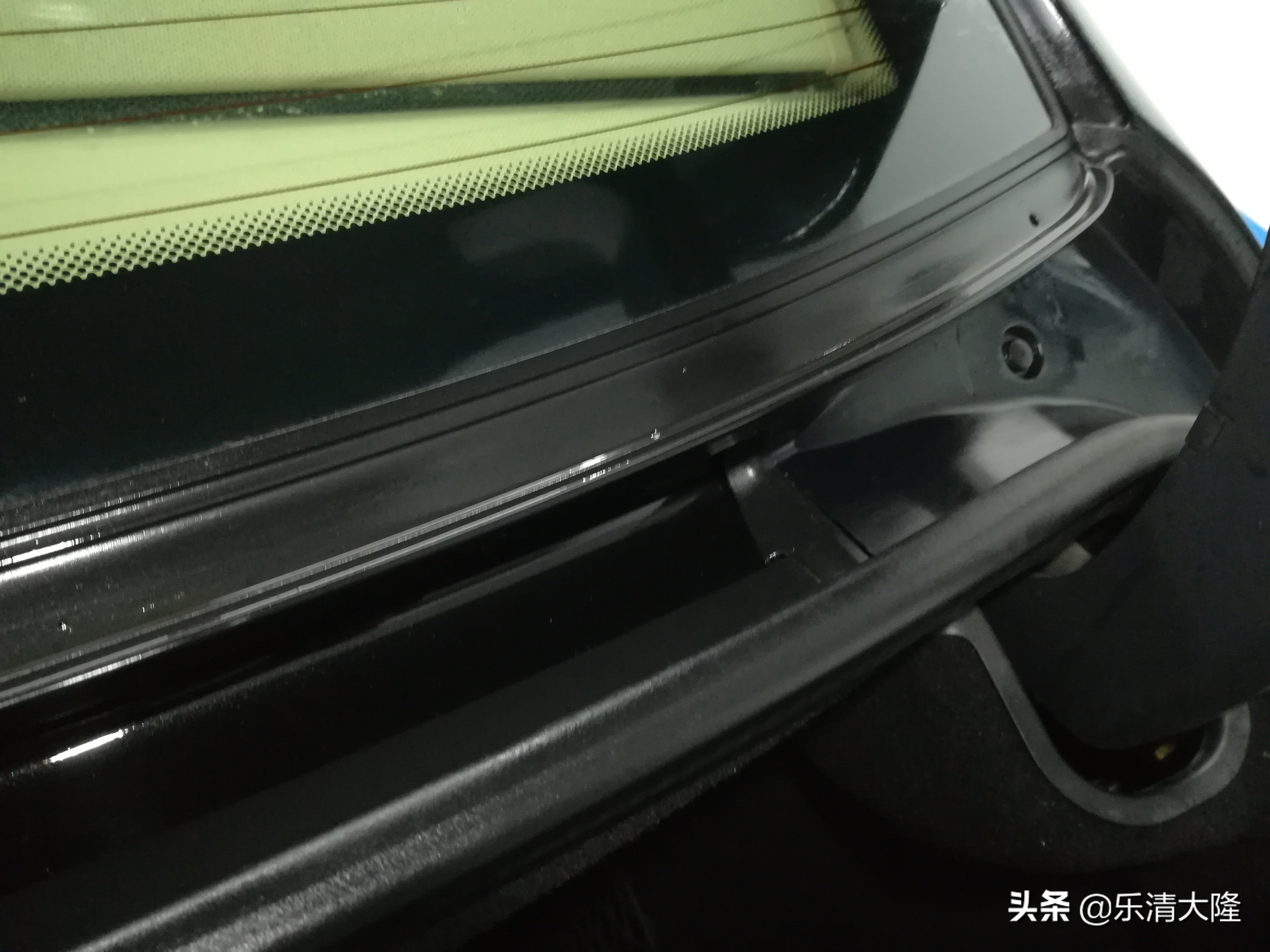 奔驰s350门边镀铬条,奔驰s350座椅清洗翻新