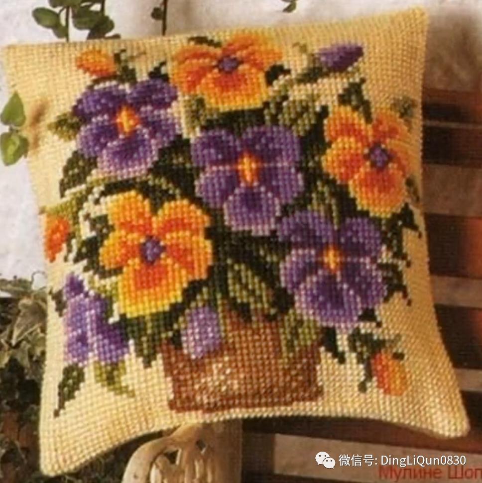 绣好的十字绣抱枕,十字绣新款圆形抱枕图案大全
