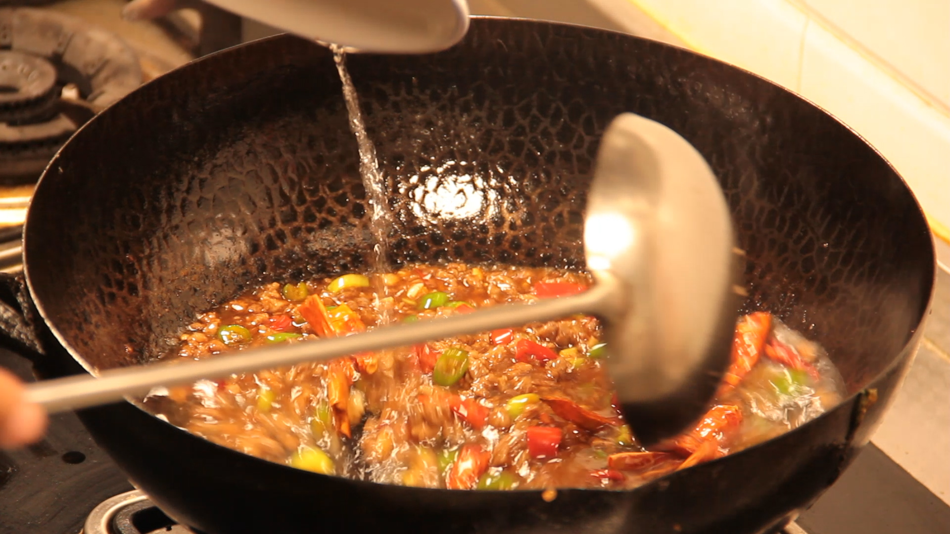 粉皮肉最简单的做法,肉末蒜焖粉皮最简单的做法