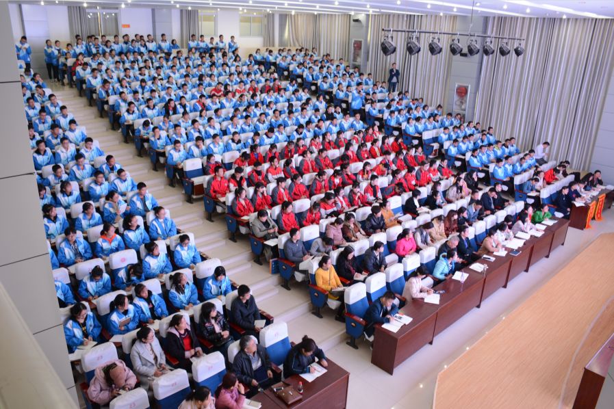 聊城二中举行楹联学会公开课暨楹联社团启动大会