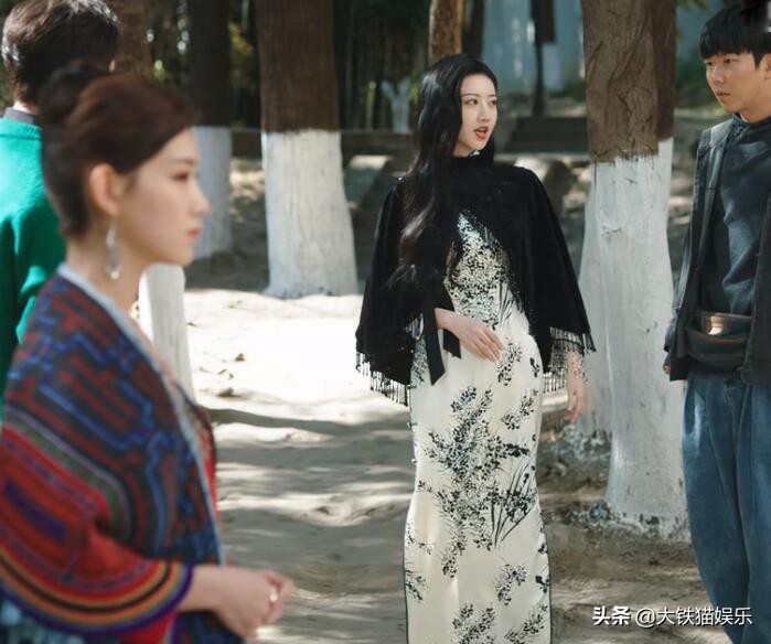 景甜戏里走路摇曳生姿 (景甜司藤旗袍造型合集)