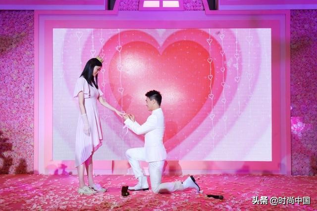 奚梦瑶摔倒与嫁豪门有什么关系,奚梦瑶为什么这么厉害能嫁入豪门