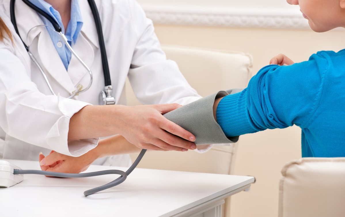 血压中的高压很正常，但低压95，会有什么影响，要怎么办？