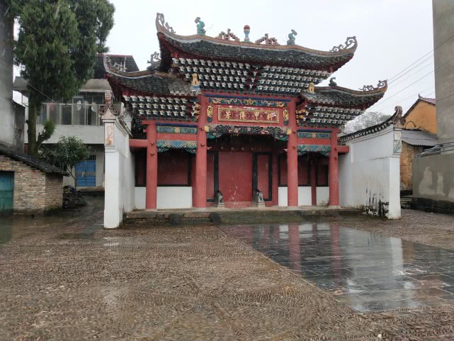 全国有几个燕窝楼,国家标志性建筑英语