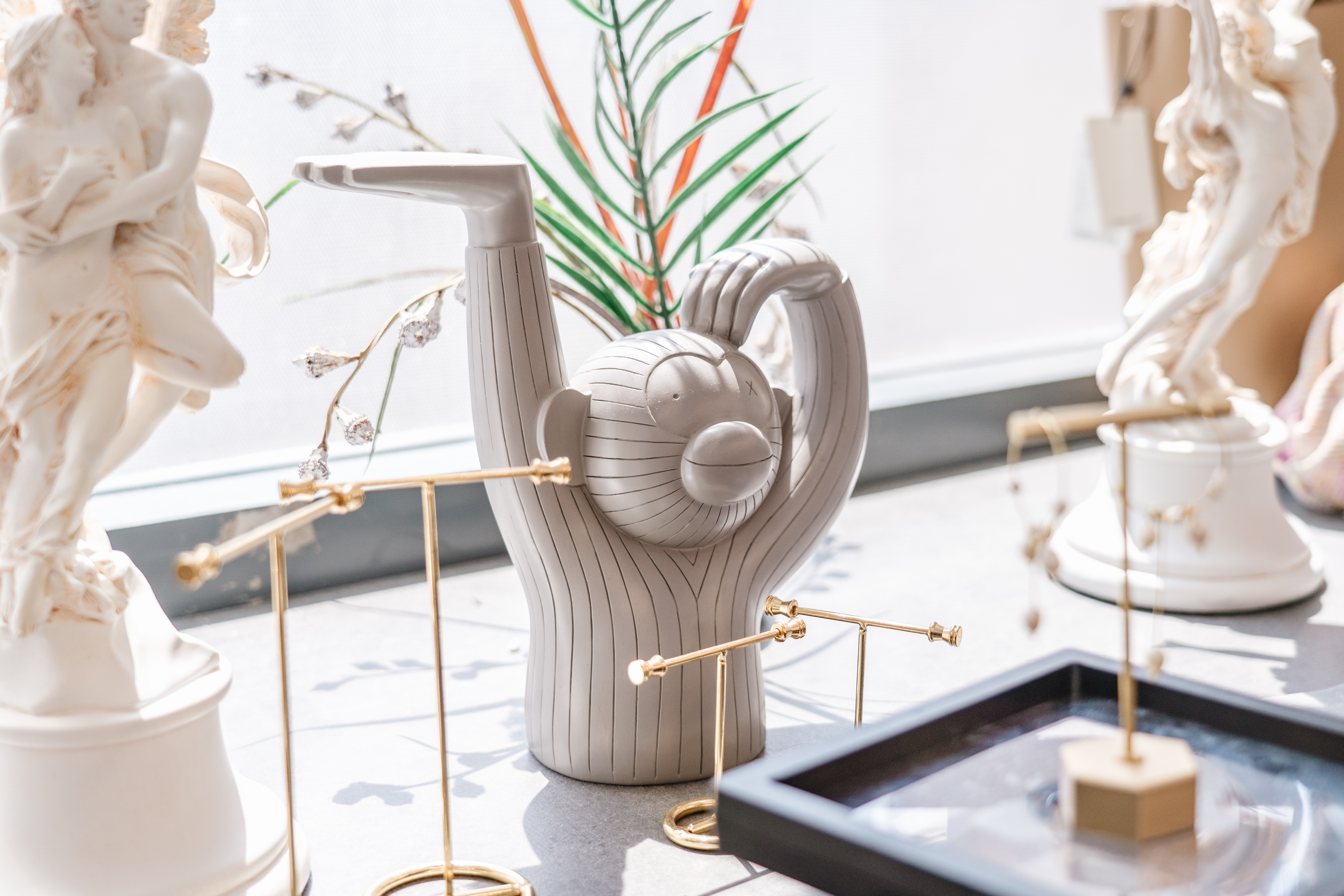 宝藏级买手店YVONNE.Y：每个人都需要重新发现和取悦自己