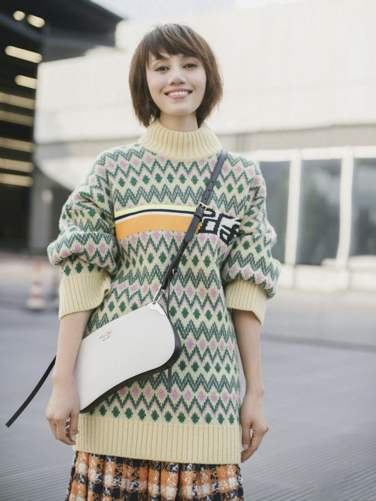 袁泉穿搭同款,袁泉牛仔外套穿搭