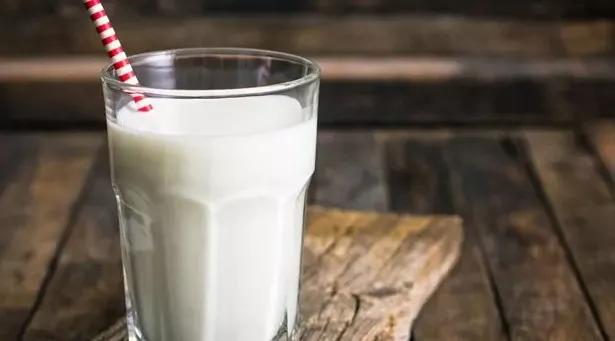 我们品尝不同的食物,澳洲的牛奶到底多好喝