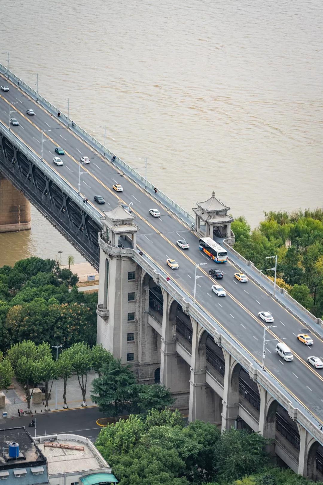 “亚洲桅杆”上的消防故地，曾让武汉三镇失去秘密