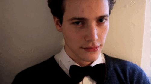 痘痘反复发作是怎么回事,痤疮痘痘反复发作吃什么