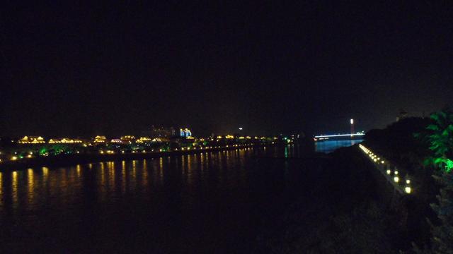 西双版纳热带雨林徒步游记,十年徒步中国在线阅读