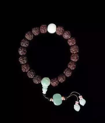 明清时期的天珠手串 (明清时期的手串真的很美)