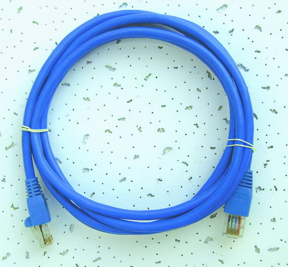 液晶拼接屏配置参数表,液晶拼接屏的组成安装知识