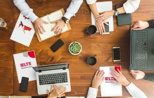 雅思停考，为何主办方IDP的股价反而暴涨？