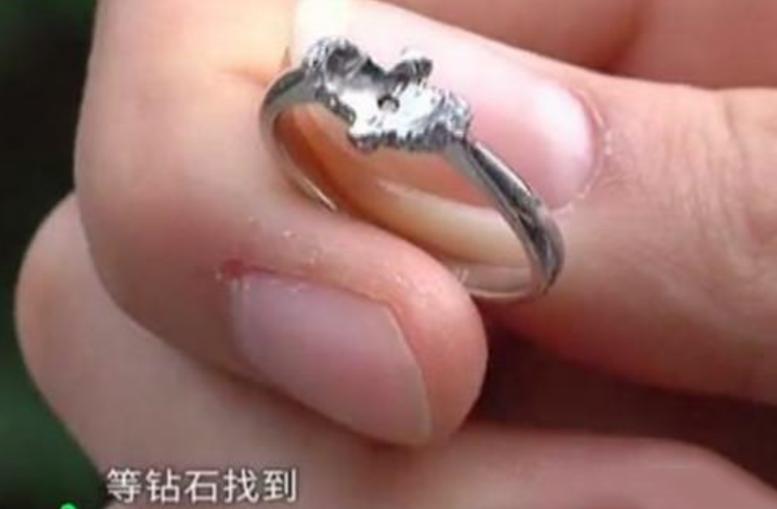 65000块的钻戒带一个星期钻石丢了,6万5买的钻戒7天不见了