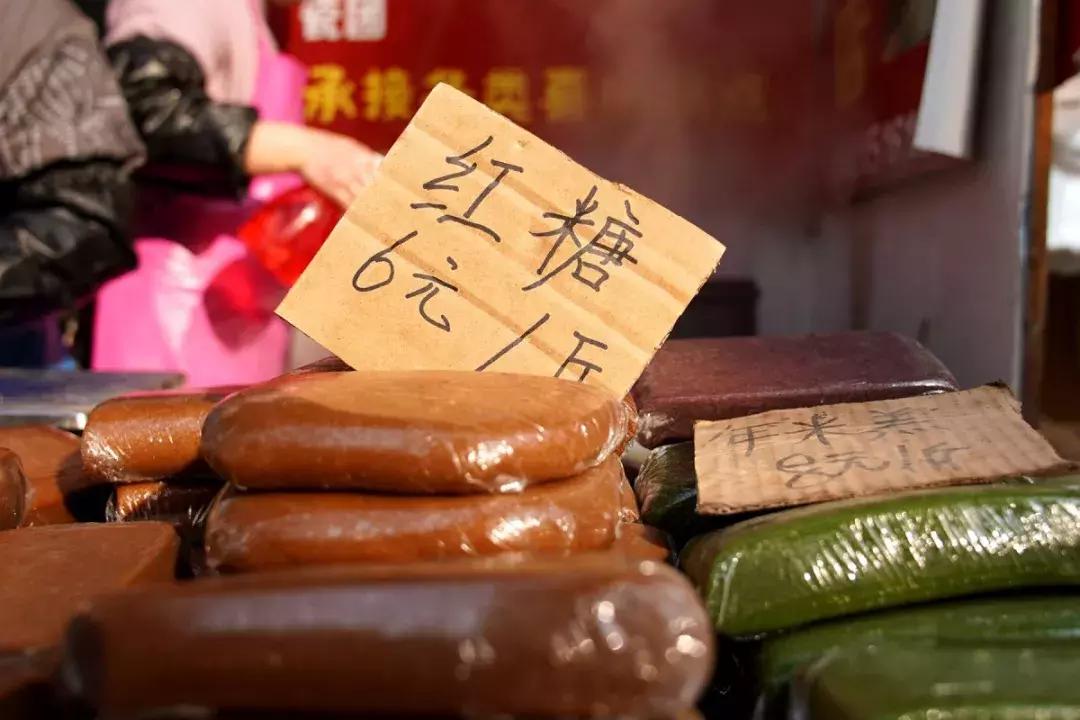 年味｜带上小拖车跟我走！这里买年货实惠好吃