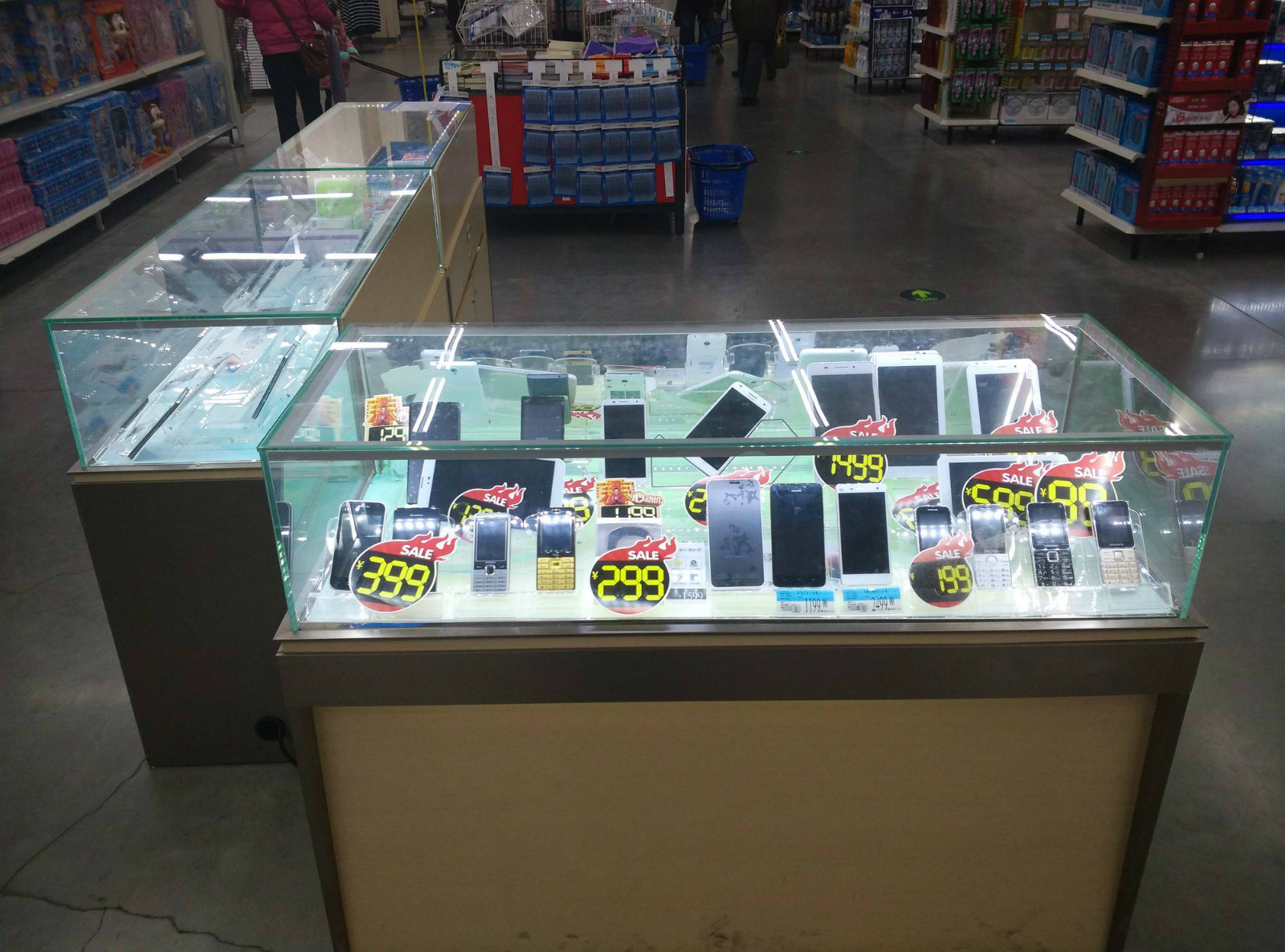 闲鱼买手机找二手商还是个人靠谱,拍拍二手闲鱼买手机靠谱吗