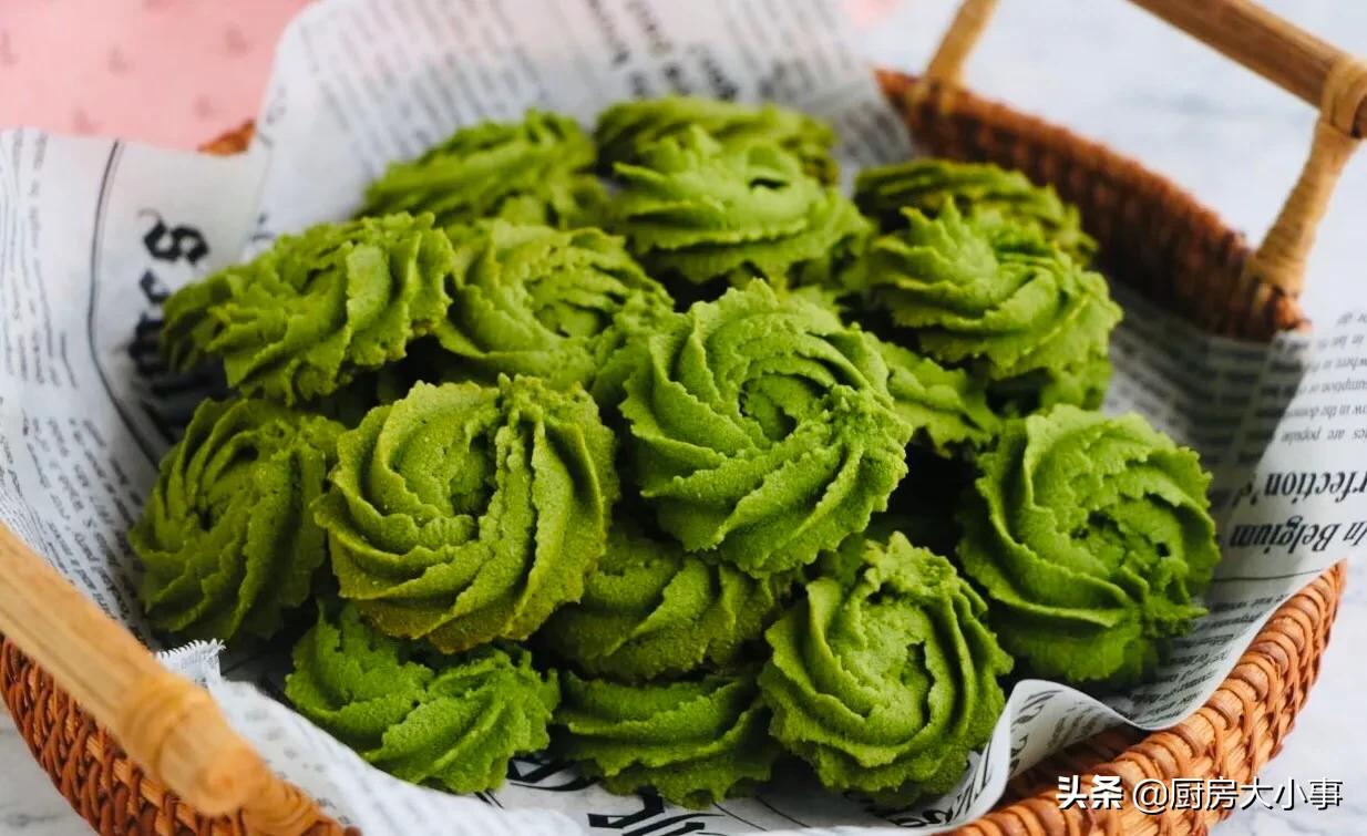 超市买面粉,要明白低筋、中筋、高筋有啥区别,不然花了钱白忙活