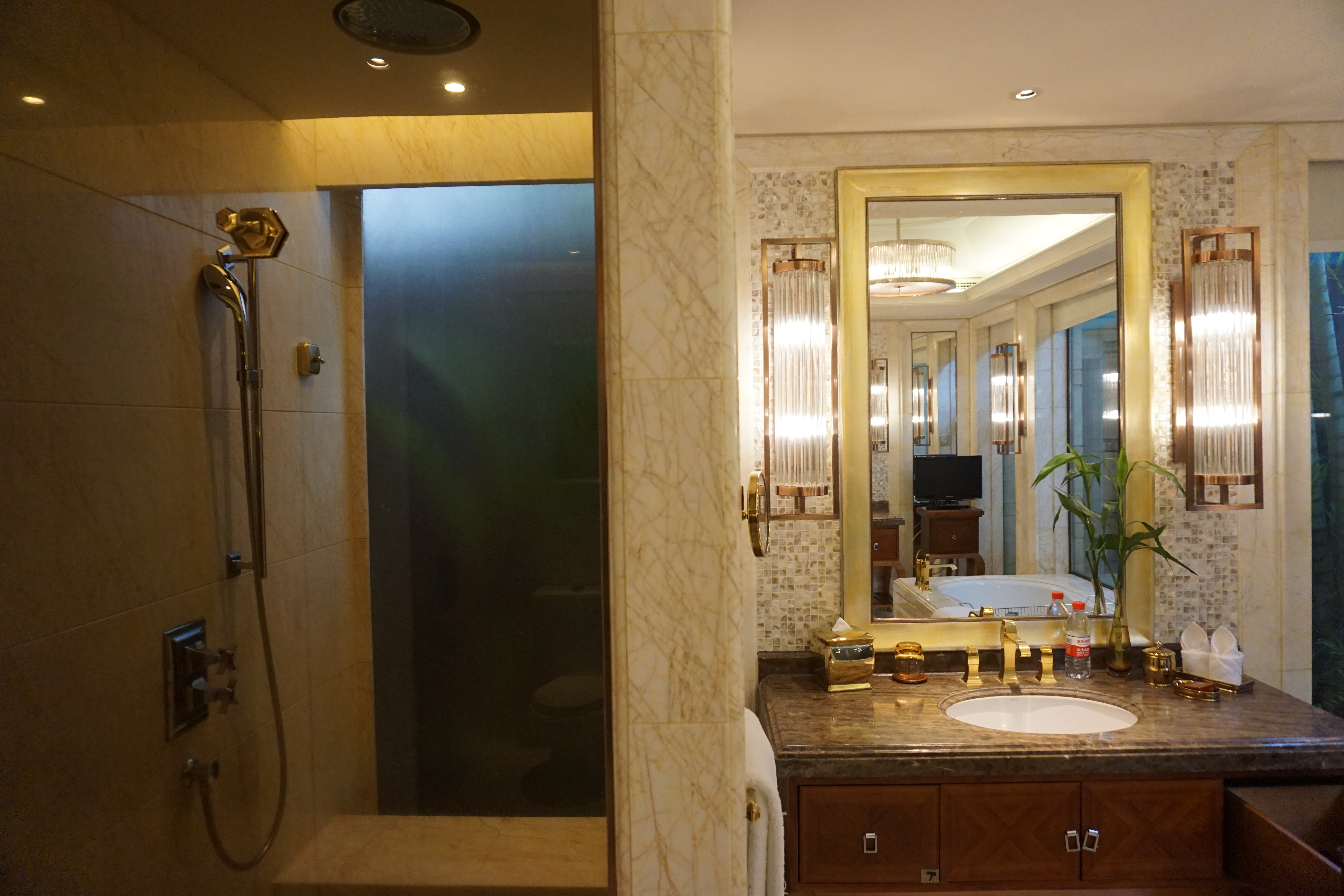 三亚海棠湾康莱德酒店8888房间,康莱德酒店测评