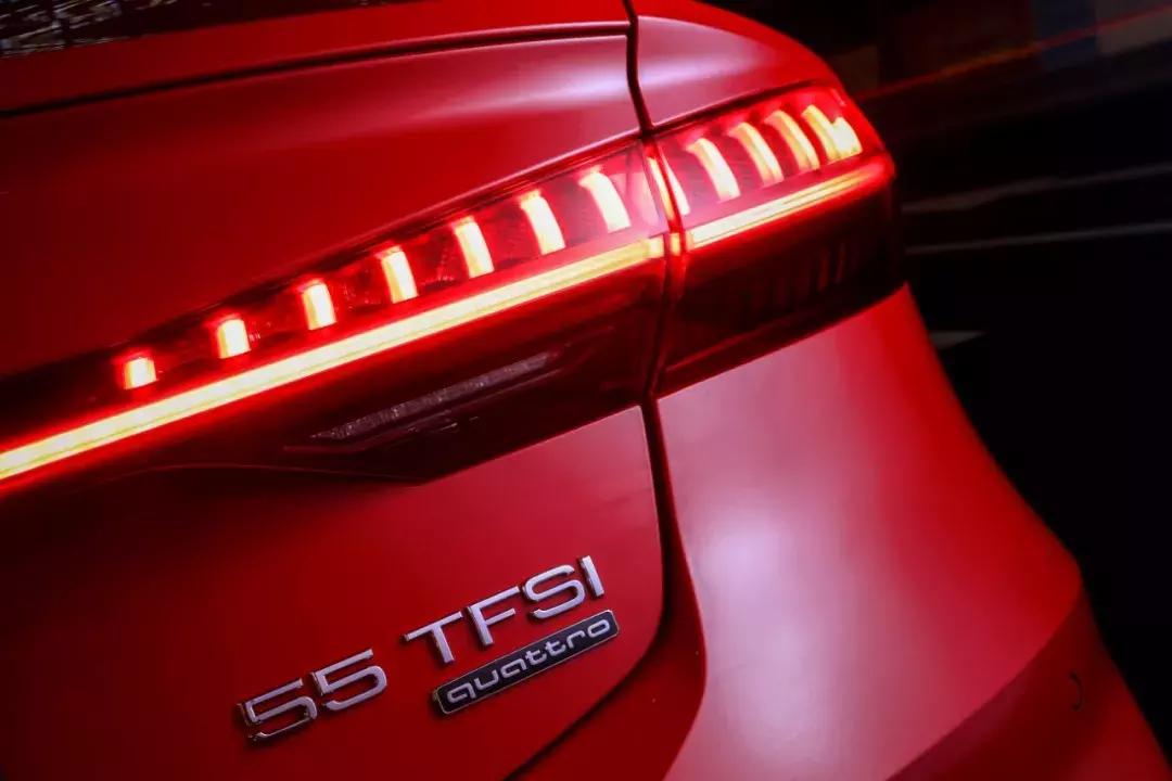 严绍健奔驰成名之作,全新奥迪a7测评视频