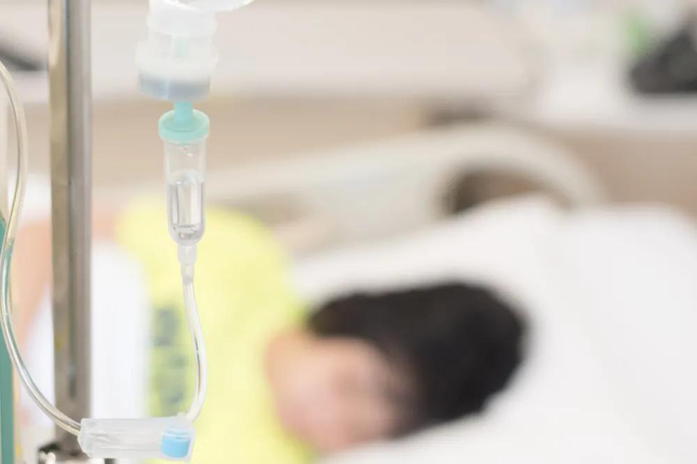 小孩注射炎琥宁副作用处理,两岁半女童注射阿奇霉素死亡