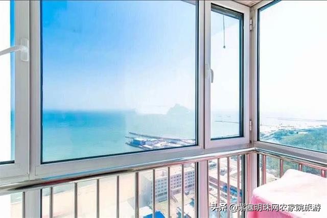 辽宁东戴河lijie海景公寓出门就是海,这里海滩大,水质清澈