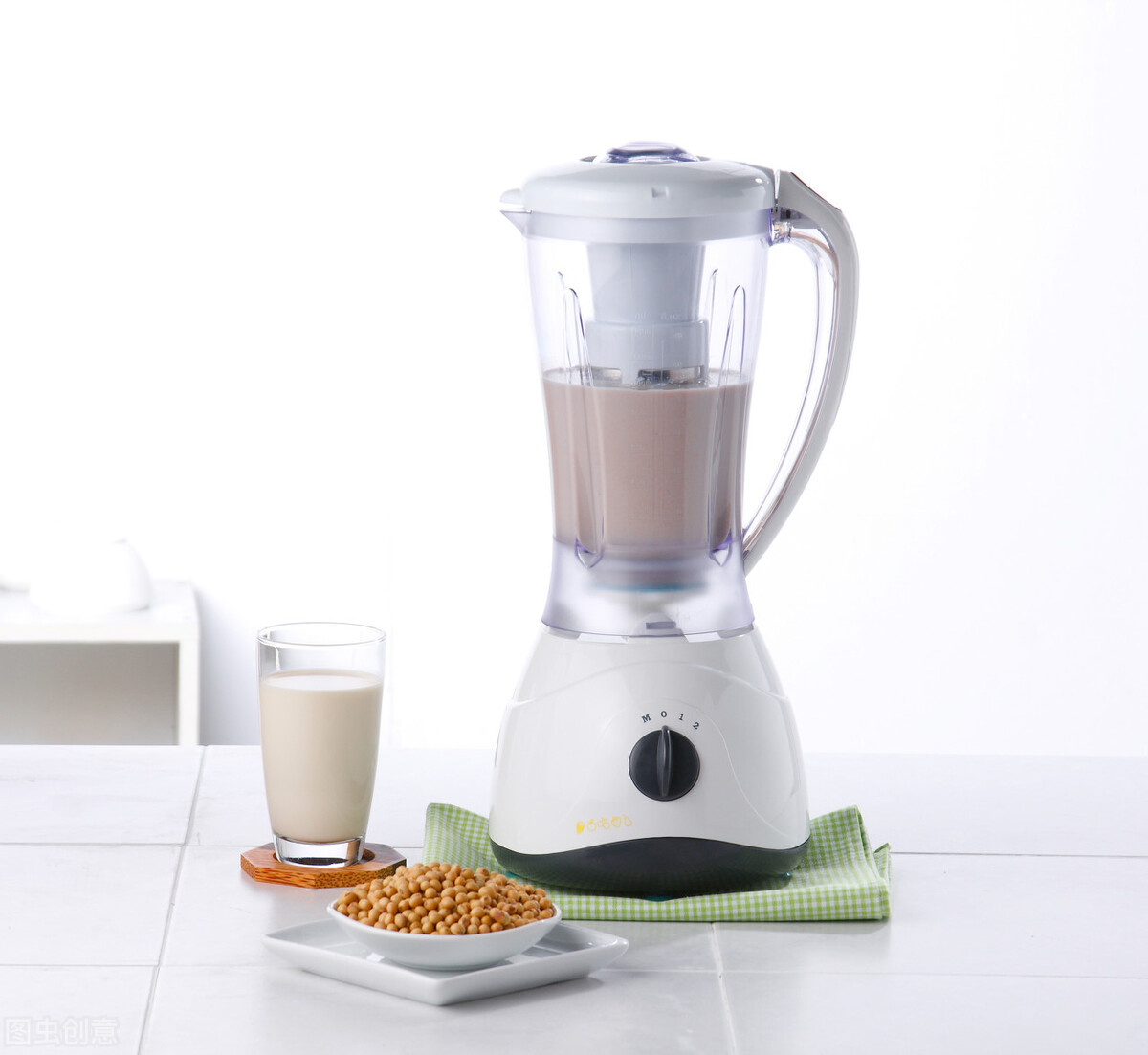 市面上卖的豆浆粉，冲出来的豆浆和自己打的是一样的吗？