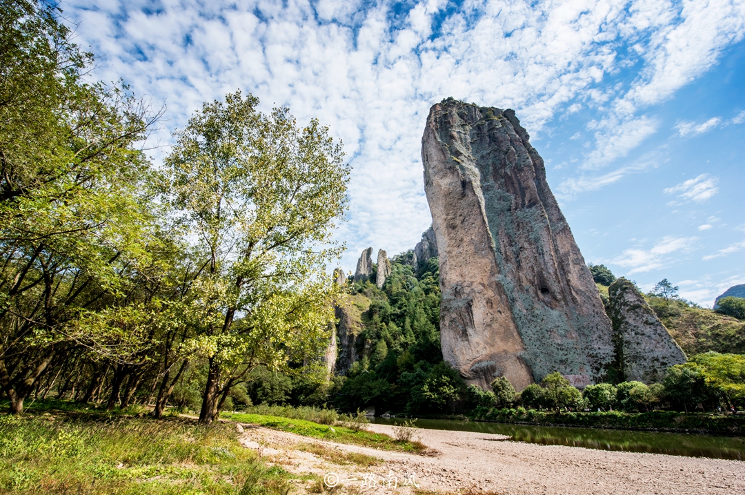 浙江丽水仙都景色照片,丽水仙都水墨画