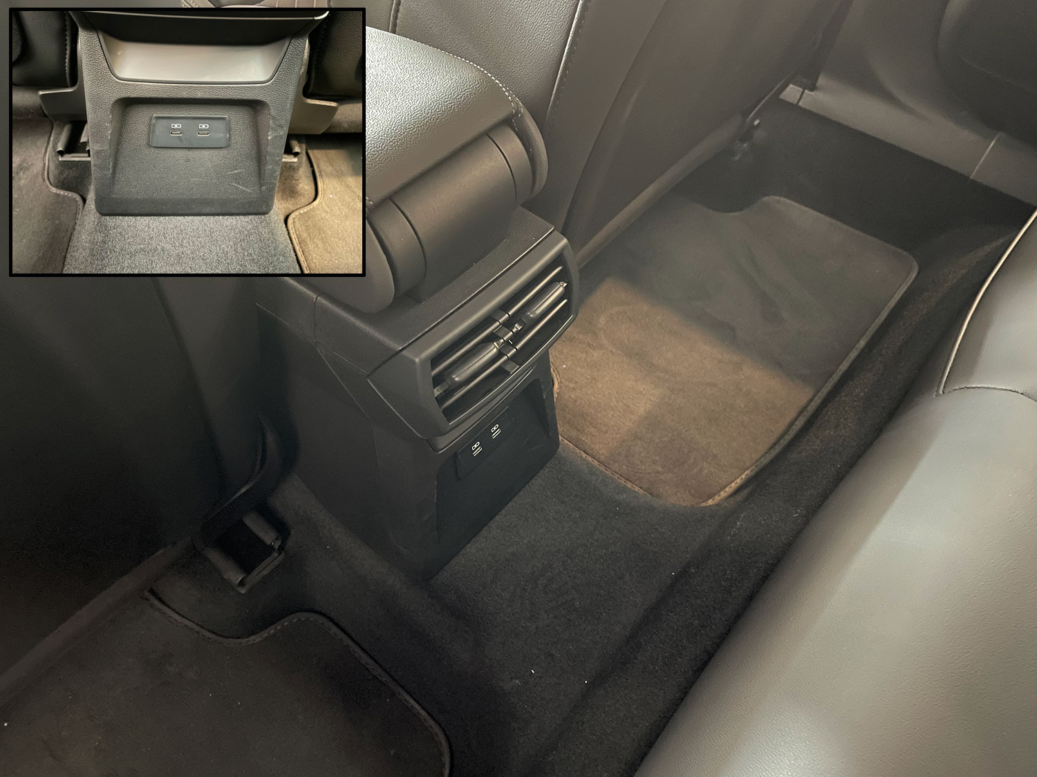 双屏座舱显科技神仙组合内饰更带感全新奥迪A3两厢实拍导购