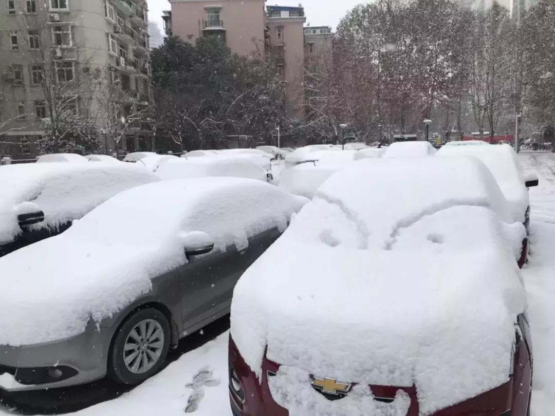武汉发布暴雪橙色预警气温,武汉特大暴雪最新消息