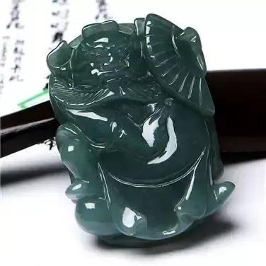 选购翡翠时如何关注翡翠的种水色,翡翠学雕