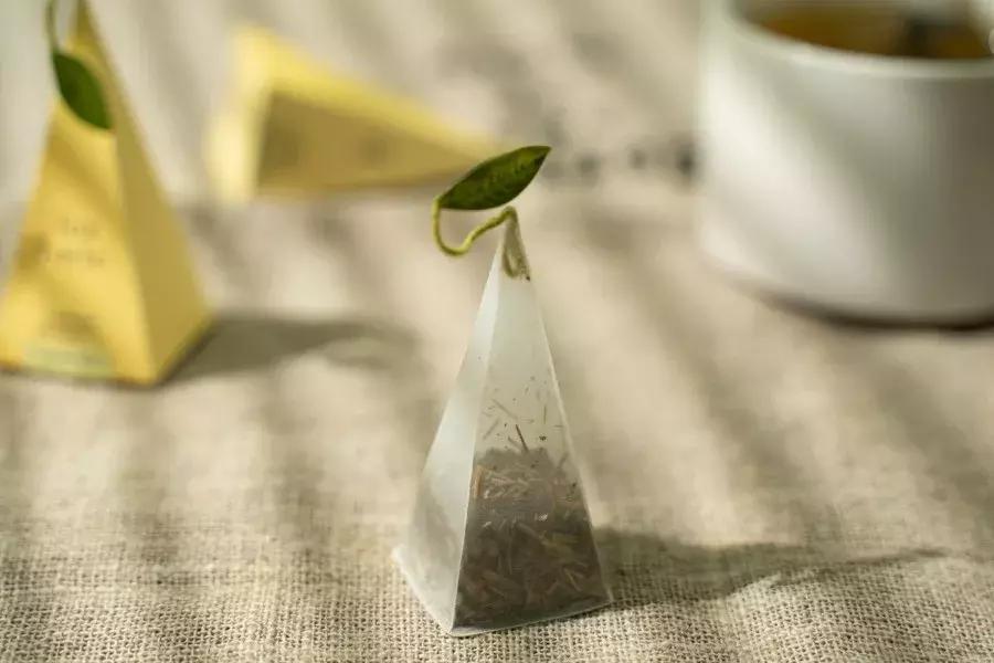 不喝没味道的白开水,不喝饮料是我最后的倔强