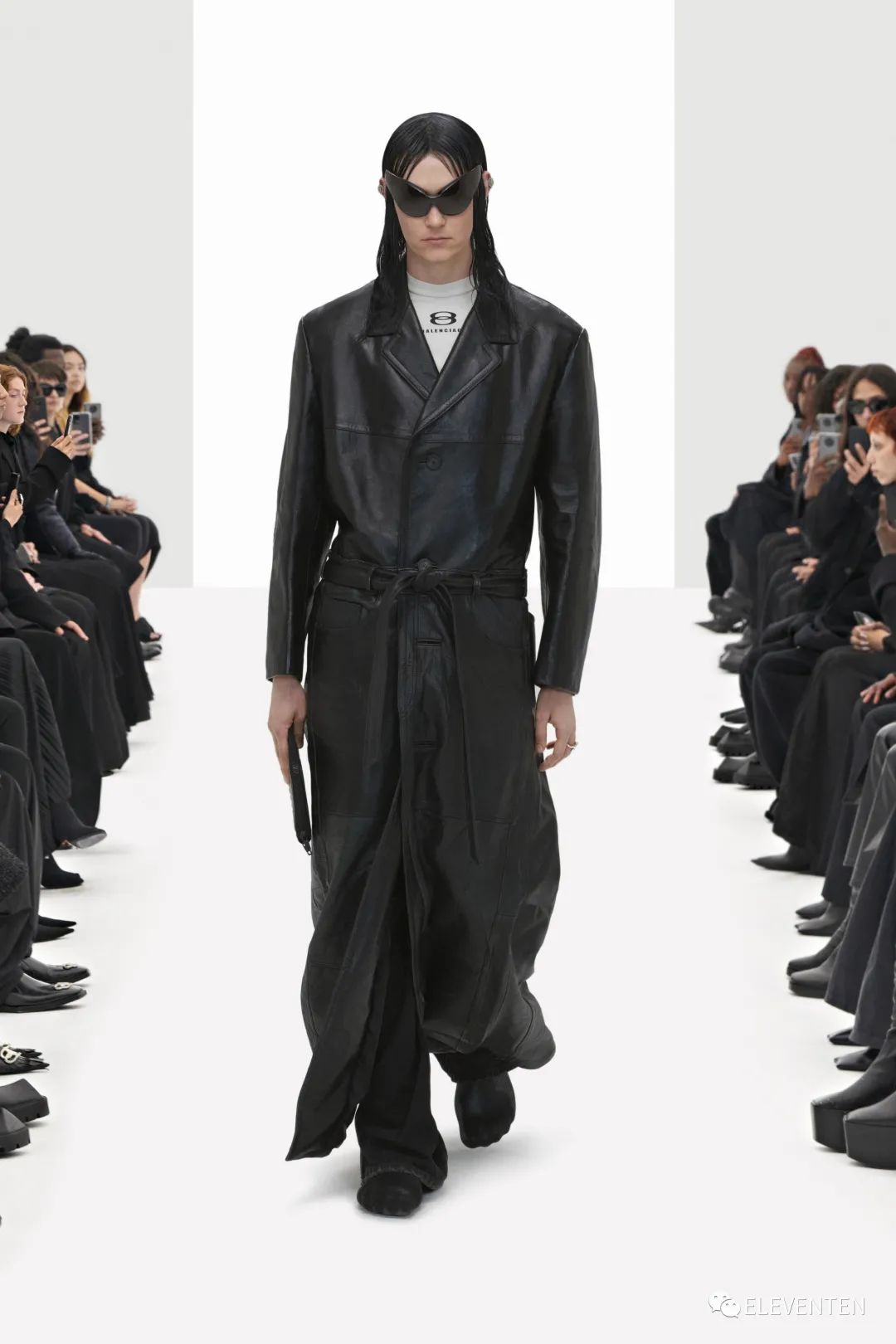 Balenciaga2022春季|数字克隆的世界