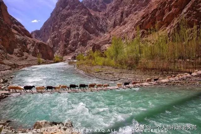 北疆自驾13天路线推荐,国内3条最美出境自驾线