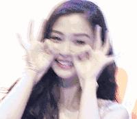 全新“微闪妆”，美得让人离不开眼睛