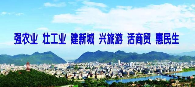 全州一残疾男子“听书”自学养蛇技术“与蛇共舞”闯出脱贫之路