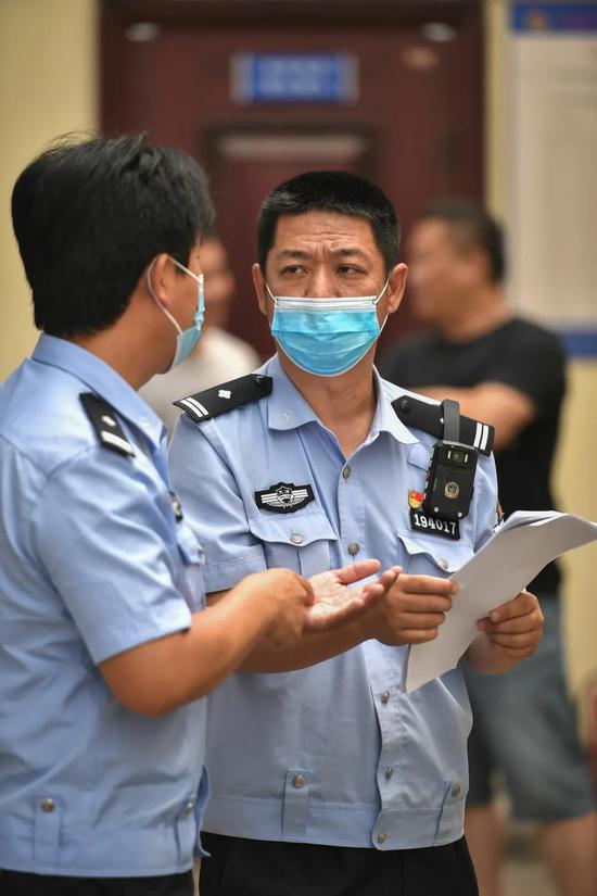 当一名交警累不累,当一名警察的过程