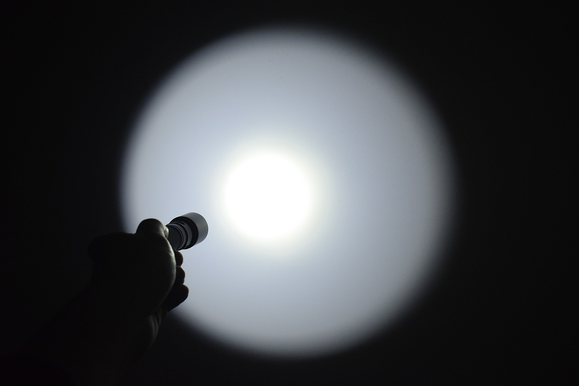 全面升级进化之作!Fenix菲尼克斯C60V3.0手电赏评