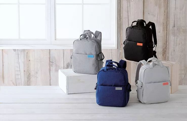 出差见客户双肩包,轻便双肩包出差不压肩膀