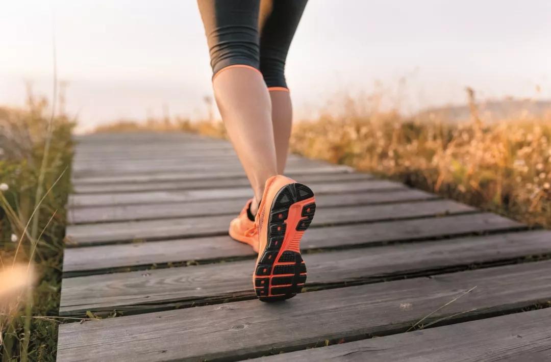 湿疹建议吃的食物,为什么不建议使用炉甘石治疗湿疹