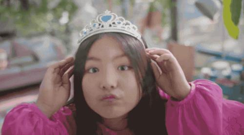 李湘为了富养王诗龄有多豪,李湘晒王诗龄近照身高