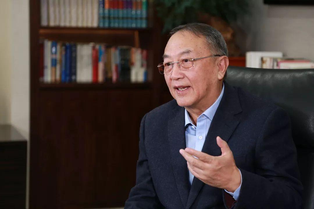 联想当年两位少帅,柳传志为何选择杨元庆接班,而让郭为另起炉灶