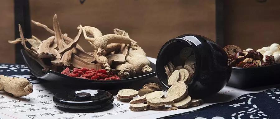 慢性心力衰竭的中医药治疗ppt,中医药治疗心力衰竭的文章