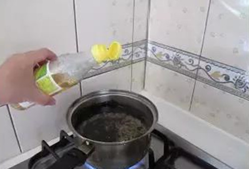 做饭烧焦的锅怎么处理,做菜把锅烧糊了怎么处理