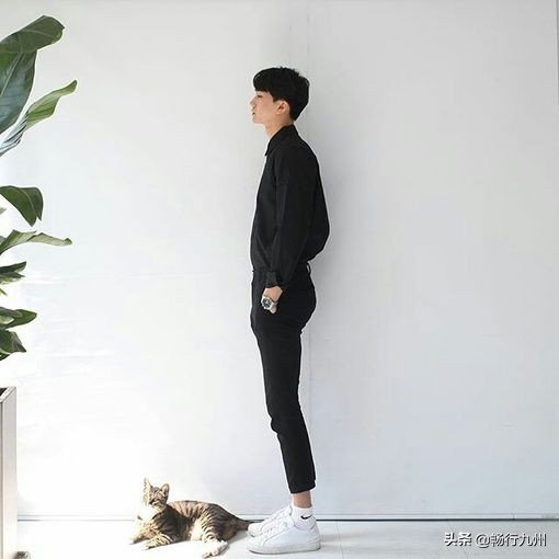 稳重大气高级感型男穿搭推荐,十个男生应该学会的时尚穿搭技巧